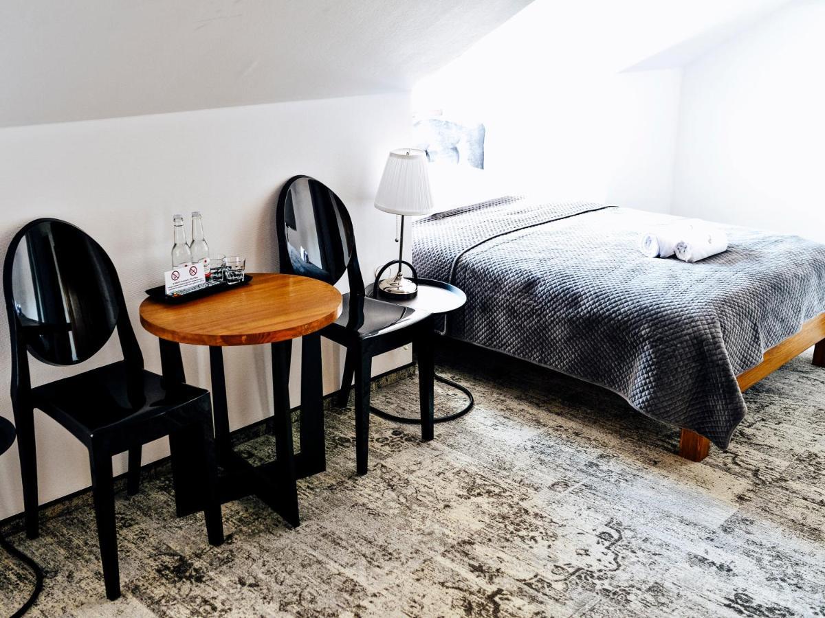 Bed and Breakfast Dwor Karwacz Пшасныш Экстерьер фото